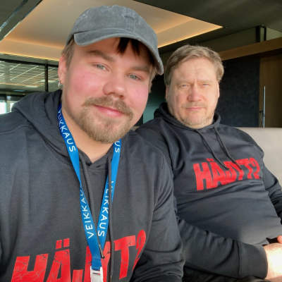 Näyttelijät Joel Hirvonen ja Samuli Edelmann ovat päärooleissa helmikuussa 2025 teattereihin tulevassa Häjyt-elokuvan kakkososassa. 