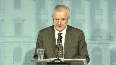 Rehn höll presskonferens om Fennovoima