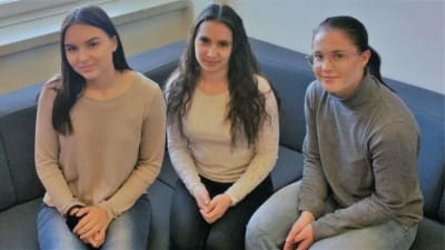 Eveliina Haavisto, Mira Bäck och Fredrika Snåfs