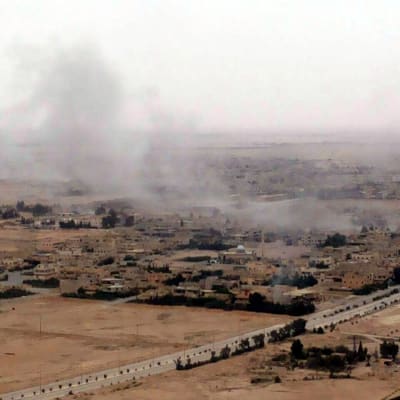 Regeringstrupper och IS kämpar om kontrollen över världsarvsstaden Palmyra i Syrien.