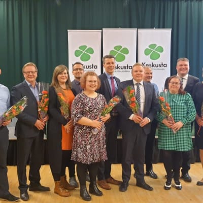 Keskustan Etelä-Pohjanmaan piirin nimeämät kansanedustajaehdokkaat.