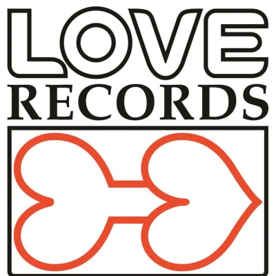 Love Recordsin tunnus.