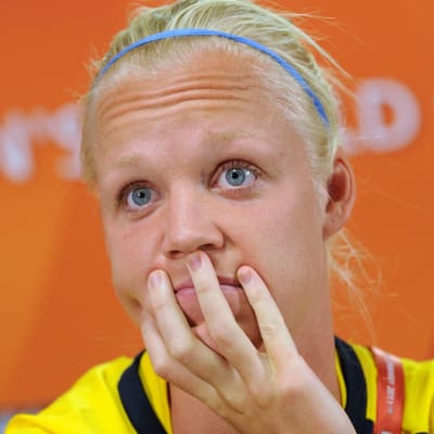 Ruotsin kapteeni Caroline Seger mietteliäänä.