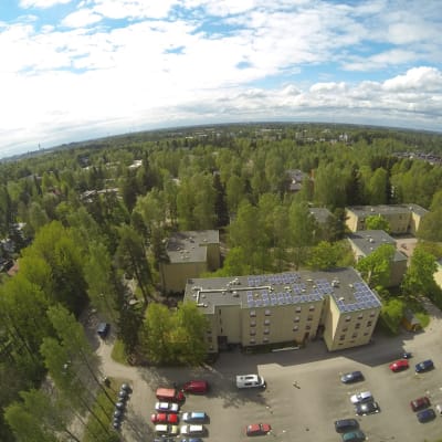 aurinkopaneeli Oulunkylässä