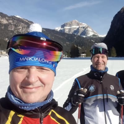 Thomas Malmsten, Stefan Lindh och Thomas Blomqvist i skidspåret i Italien. 