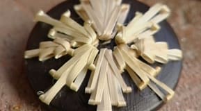 Halmbrosch, detalj