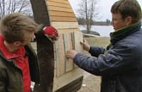 Första pärtorna halvvägs upp