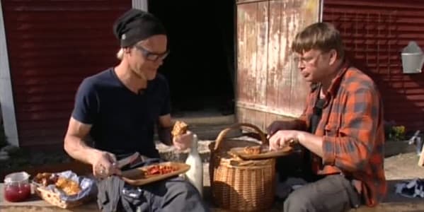 Jim och Johan pausar med våfflor