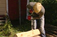 Borra hål i stocken