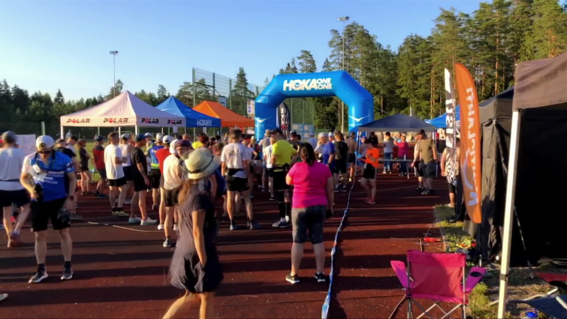 Nuuksio Backyard Ultra perjantai klo 2101 Armoton juoksukilpailu