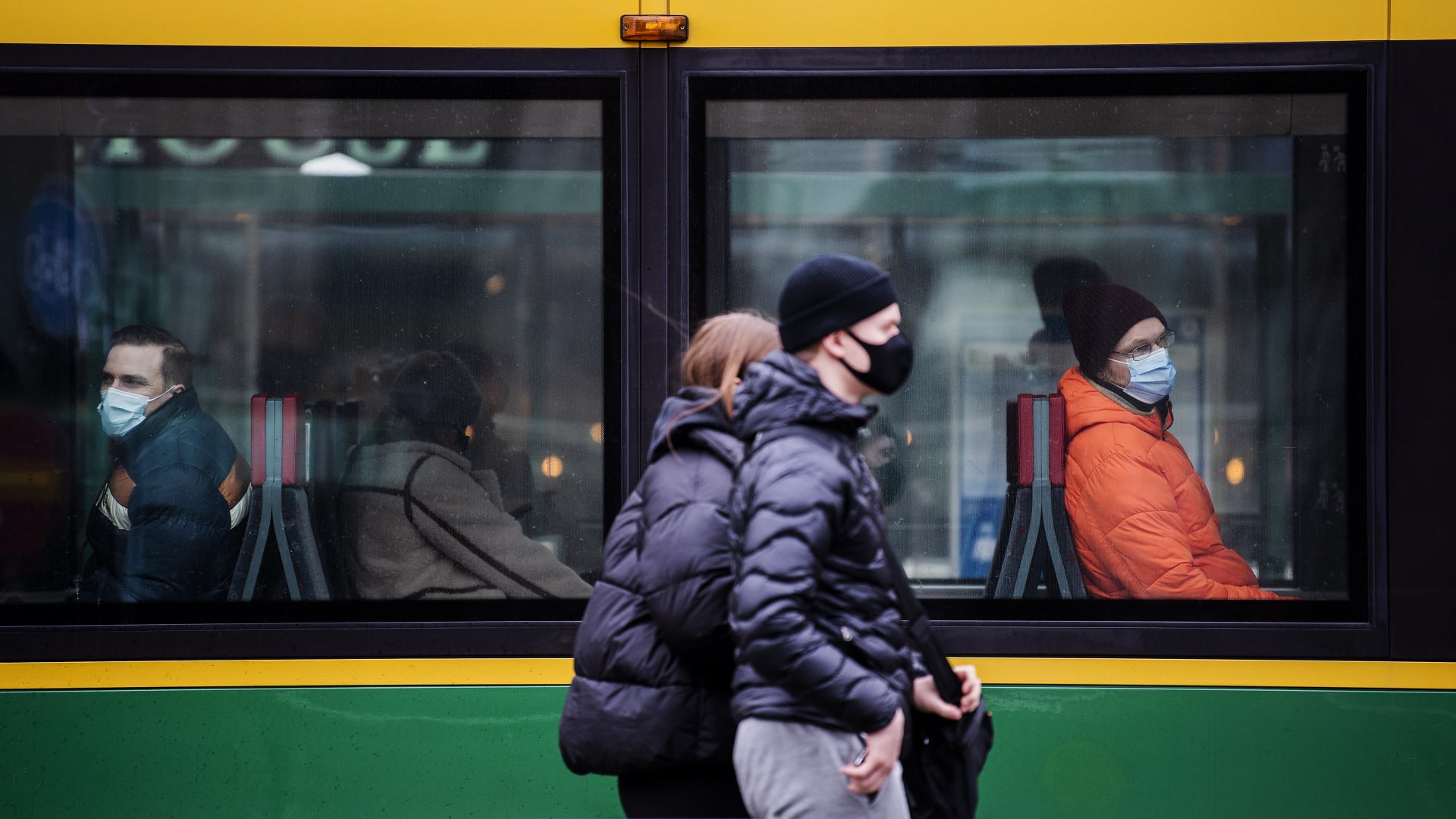 Pääkaupunkiseudun koronakoordinaatioryhmän tiedotustilaisuus | Yle ...
