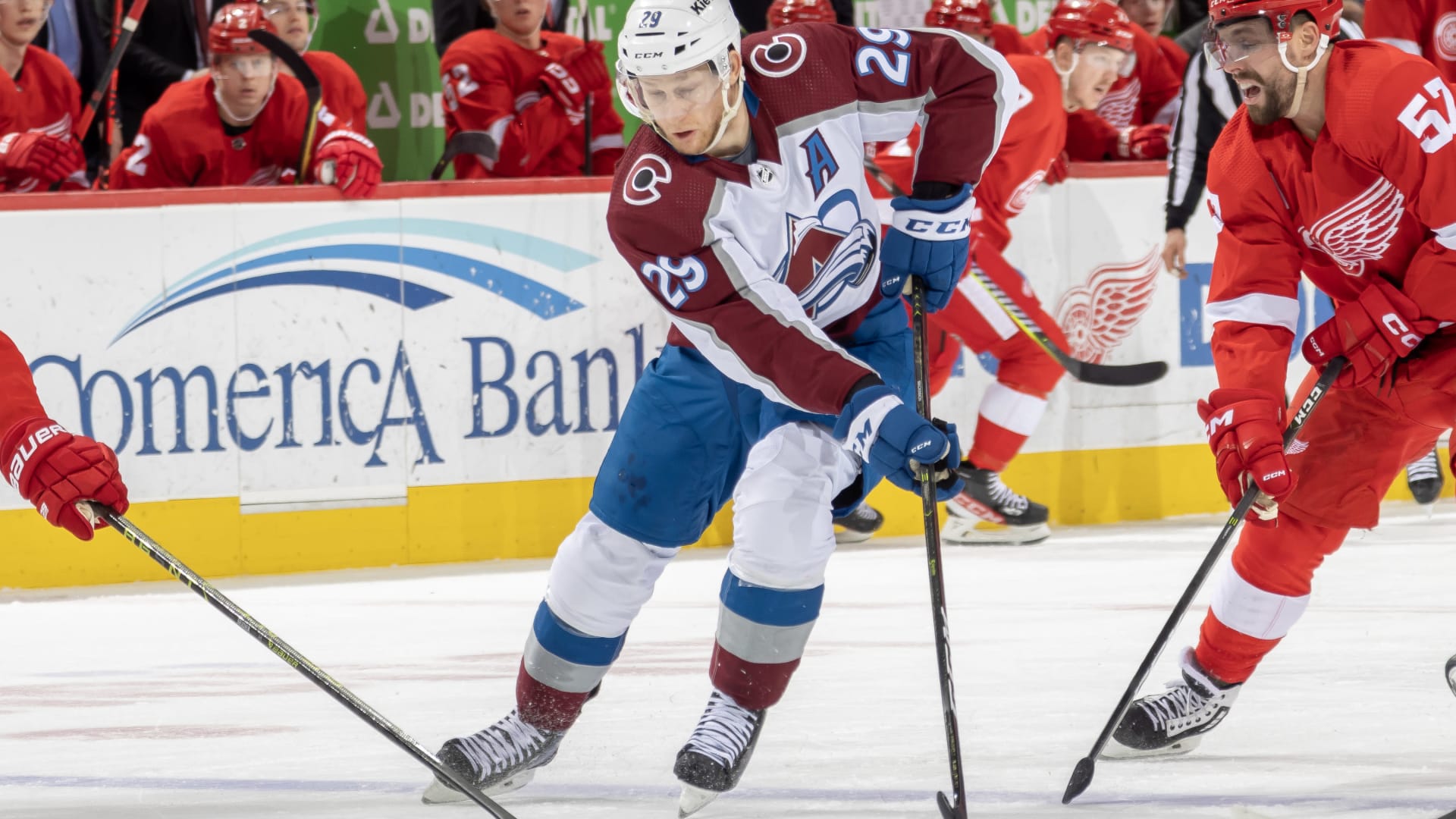 DetroitColoradoottelun toisen erän osumat Jääkiekon NHL Yle Areena