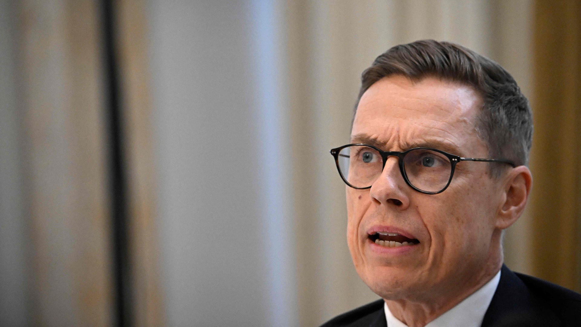 Suomen Tuleva Presidentti Alexander Stubb Tapaa Mediaa Münchenin ...