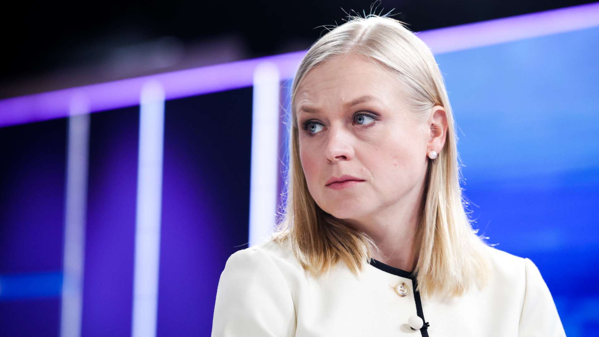Elina Valtonen | Ykkösaamu | Yle Areena
