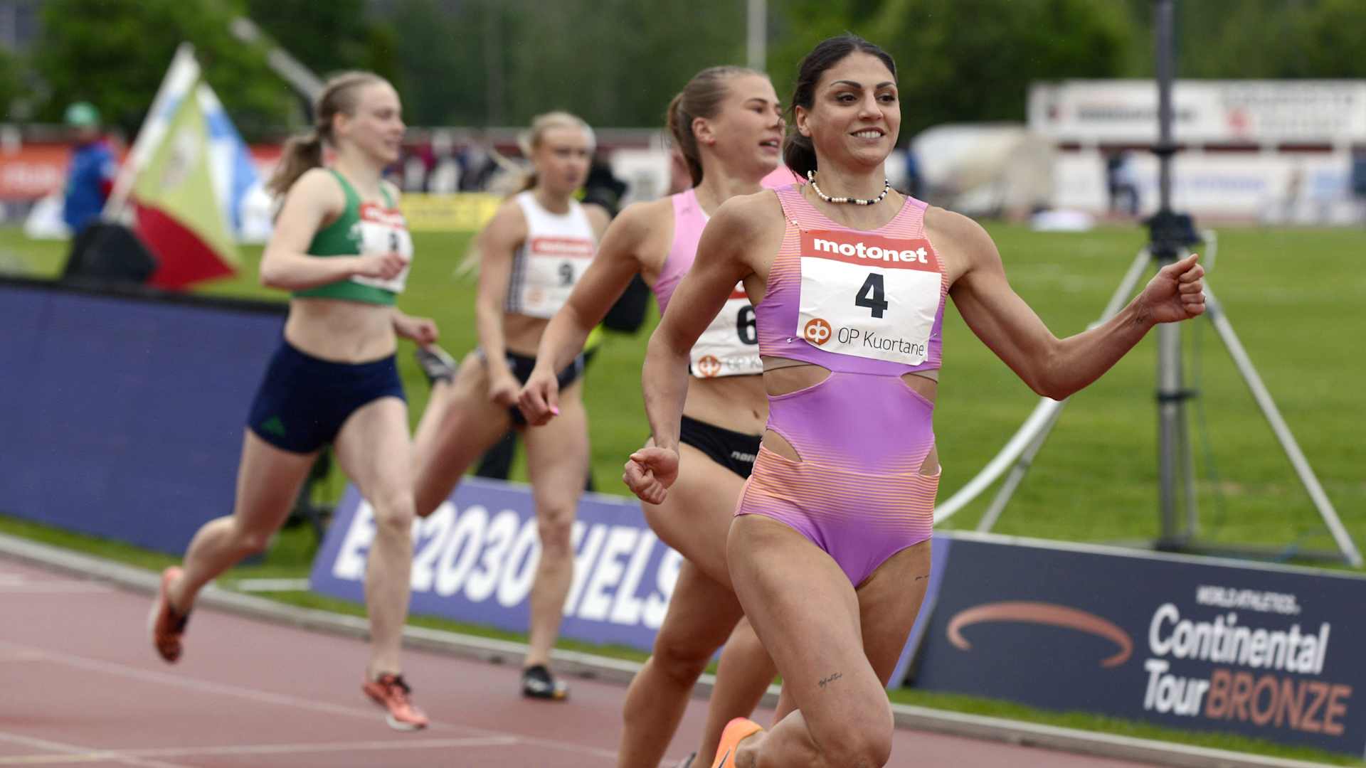Nooralotta Neziri Voitti Naisten 100 Metrin Aitajuoksun Kuortaneella 