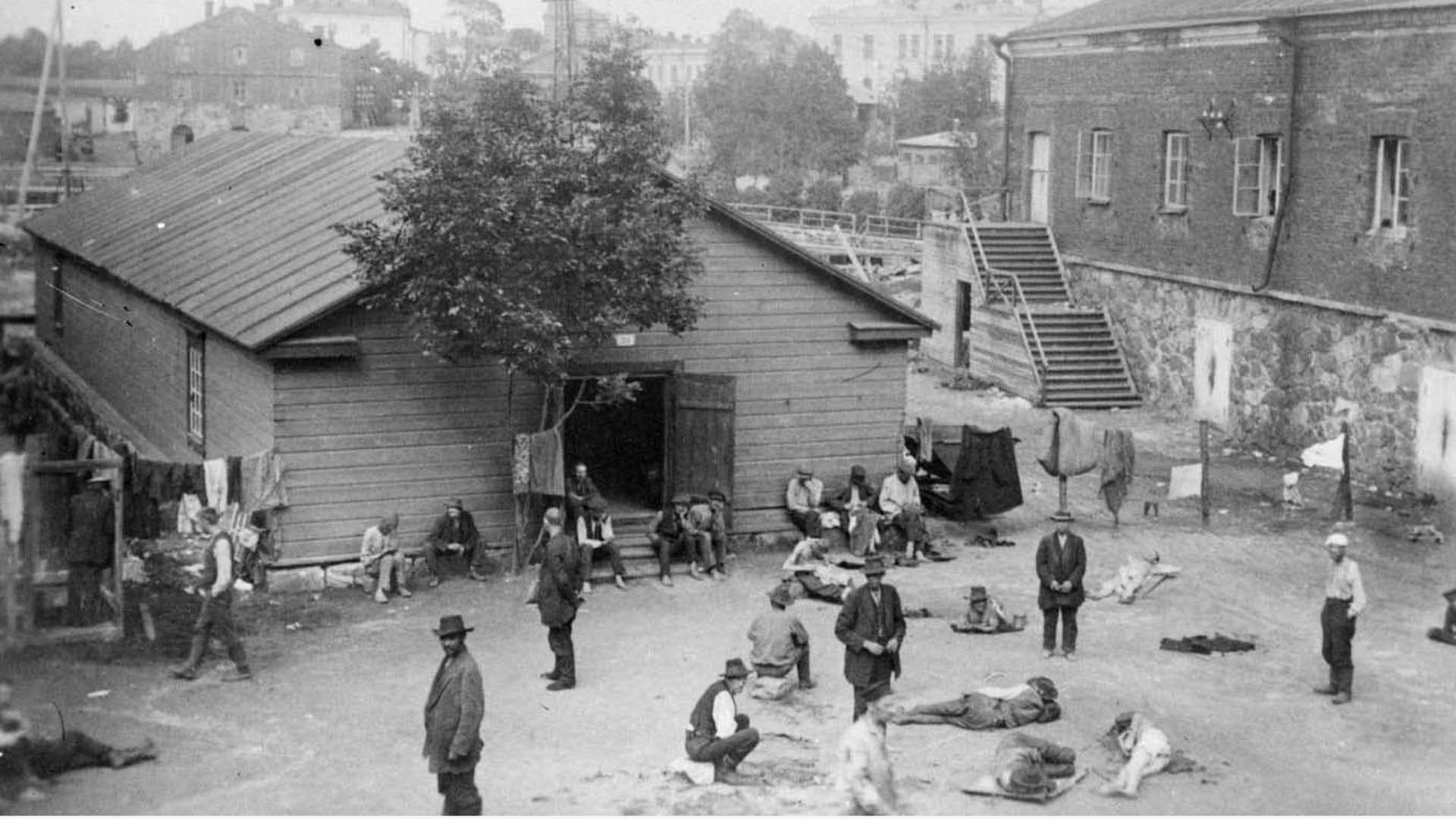 Sisällissota 1918 - punaiset muistot: Kasarmi n:o 7, Suomenlinna (Uuno ...