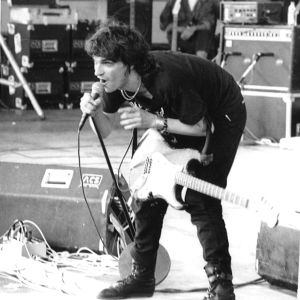 Joakim Thåström med Imperiet på Åbofestivalen Ruisrock, 1988. Thåström på Ruisrock-festivalen 1988.