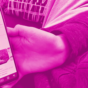 Tekstit: Google-hakuvinkit, Digitreenit, yle.fi/oppiminen. Kuvassa Googlen haku auki tietokoneella.