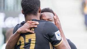 Aristote Mboma och Emile Paul Tendeng glänste i SJK:s anfall. Aristote Mboma och Emile Paul Tendeng glänste i SJK:s anfall.