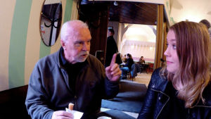 Mannen på bilden har besökt munkcaféet sedan han gick i dagis. Claudia Rybin i St.Petersburg