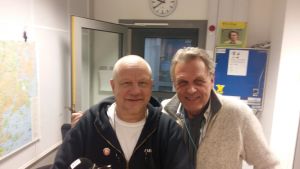 Sixten Lundberg och Benny Törnroos. Sixten Lundberg och Benny Törnroos i studion i Böle i samband med programmet Vår Musik.