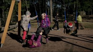 I Bobäck skola i Kyrkslätt är tre av sju lärare obehöriga. Barn i Bobäck, Kyrkslätt.