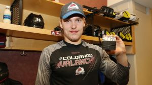 Karriärens första NHL-hattrick kom mot Montreal i februari 2017. Mikko Rantanen med tre puckar efter första NHL-hattricket.