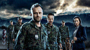 Natalia Tatarkiewicz (Magdalena Poplawska, oik.), Konrad Markowski (Andrzej Zielinski), Wiktor Rebrow (Leszek Lichota), Adam 'Grzywa' Grzywaczewski (Bartlomiej Topa), Piotr 'Rambo' Wojcik (Maciej Mikolajczyk) ja Iga Dobosz (Aleksandra Poplawska). Draamasarja rajavartijoista ja ihmisistä Euroopan unionin rajalla, jossa toisella puolella ovat rikkaat ja menestyvät ja toisella köyhät ilman vaihtoehtoja.