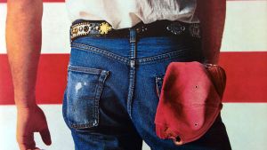 På albumet Born in the USA tog Springsteen ställning för kringsveteranerna i hans eget land. Bruce Springsteen