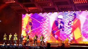 Bruno Mars & The Hooligans imponerade på den slutsålda konserten i Helsingfors. Bruno Mars på Helsingforsarenan.