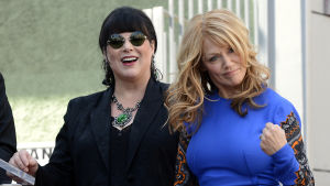 Systrarna Ann och Nancy Wilson från Heart. Systrarna Ann och Nancy Wilson från gruppen Heart.