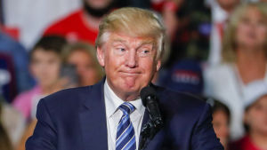 USAs president Donald Trump är en klimatskeptiker. Donald Trump under ett valmöte i Charlotte, North Carolina 14.10.2016