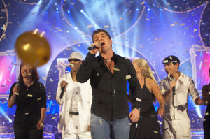 Geir Rönning voitti Suomen euroviisukarsinnan 2005 Norjalainen Geir Rönning edusti Suomea euroviisuissa vuonna 2005
