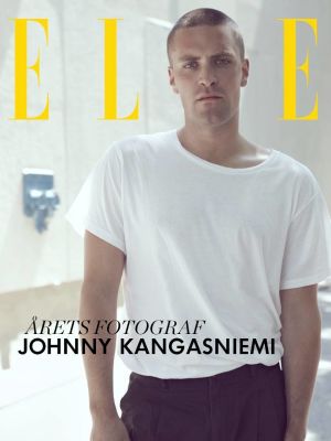 Johnny Kangasniemi har gjort sig ett namn i modevärlden. Johnny Kangasniemi. Det står Elle i bakgrunden (bild som visades när han vann priset för Årets fotograf.