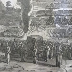 Kuva Liitonarkusta Augustin Calmetin kirjasta “Historical, critical, geographical, chronological, and etymological dictionary of the Holy Bible” vuodelta 1732.