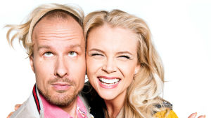 Susanna ja Mikko valmiina uuteen ohjelmakauteen