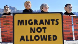 Aktivister protesterade mot Trump och May under G7-toppmötet i Taormina i fjol Aktivister protesterade mot Trump och May under G7-toppmötet i Taormina i fjol