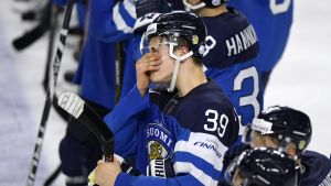 Jesse Puljujärvi var en av sju finländska VM-förstärkningar från Nordamerika. Jesse Puljujärvi besviken, VM 2017.