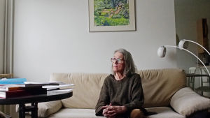 Klara Ekstam lider av Parkinsons sjukdom. Blev spelberoende pga medicin.