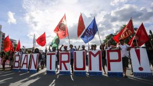 Protester mot Donald Trump i Manila. Protester mot Donaldn Trump under Asean-toppmötet i Manila.