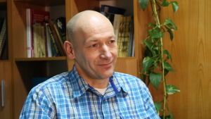 Botanikern Bogdan Jaroszewicz Bogdan Jaroszewicz, chef för Geobotaniska stationen i Białowieża.