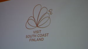 Visit South Coast Finland är Lumos varumärke Logo för Lumos nya recekoncept.