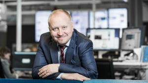 Päätoimittajayhdistyksen puheenjohtaja Arno Ahosniemi: "Journalistinen media suhtautuu virheisiin nöyrästi." Kauppalehden päätoimittaja Arno Ahosniemi.