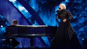 Norma John tävlade mot 17 andra bidrag i den andra semifinal. Norma John på Eurovisionsscenen.