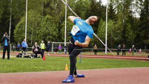 Tero Pitkämäki fick inte till det i kylan i Vanda. Tero Pitkämäki.