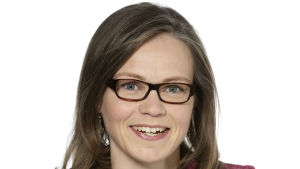 Tiina Elo (De Gröna) är ordförande i stadsstyrelsens lokal- och bostadssektion. Tiina Elo (De Gröna) är stadsstyrelsens viceordförande i Esbo.