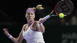 Petra Kvitova är snart tillbaka på tennisbanan. Petra Kvitova vid WTA-finalen 2015 i Singapore.