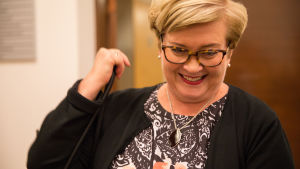 Anu Vehviläinen är upprörd över läget i Kittilä Anu Vehviläinen kunta ja uudistusministeri