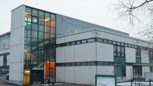 Nämnden Svenska rum har önskat en bussförbindelse mellan Mattliden och Storåkern och Olars. HRT säger nej. Mattlidens skolcentrum