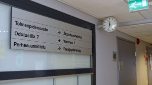 Att få vård på sitt modersmål är viktigt för många. Familjeplaneringsmottagning i Myrbacka i Vanda